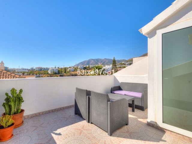 2 Makuuhuoneen Rivitalo Fuengirola