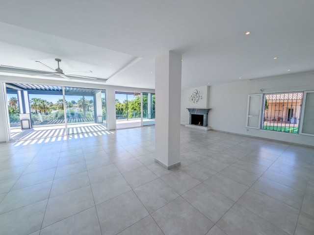 5 Sovrums Villa i Nueva Andalucía