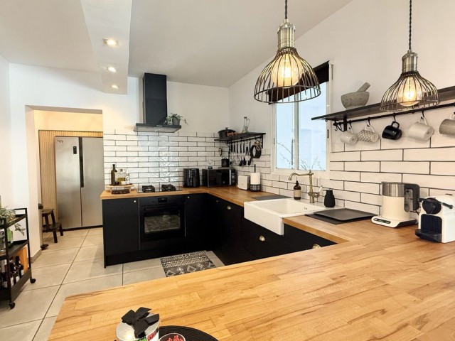 3 Makuuhuoneen Huvila El Faro