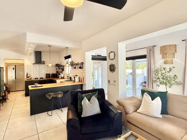 3 Schlafzimmer Villa in El Faro