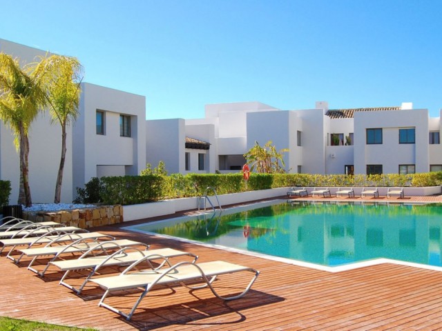 Apartment, Los Flamingos, R5189422