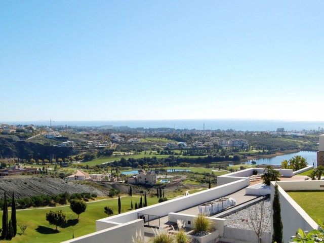 Apartment, Los Flamingos, R5189422