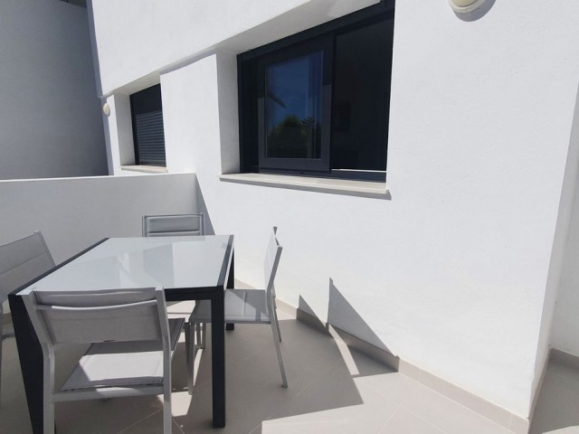 2 Schlafzimmer Apartment in Bel Air