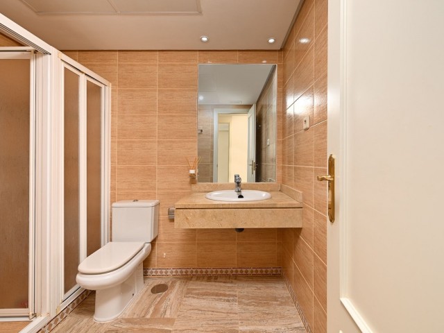 2 Bedrooms Apartment in Puerto Banús