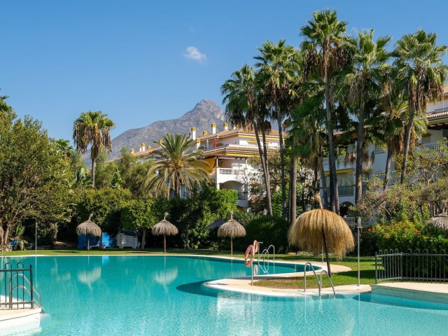 2 Bedrooms Apartment in Puerto Banús