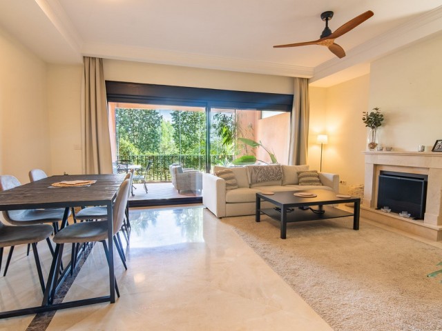 3 Bedrooms Townhouse in Estepona