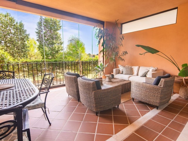 3 Bedrooms Townhouse in Estepona