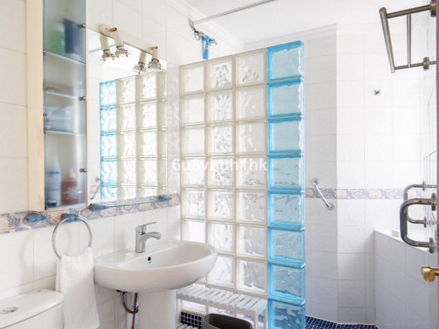 5 Makuuhuoneen Rivitalo Benalmadena Costa