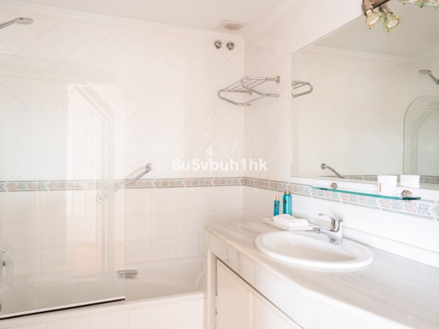 5 Bedrooms Townhouse in Benalmadena Costa