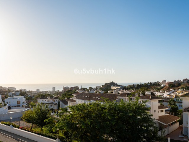 5 Bedrooms Townhouse in Benalmadena Costa