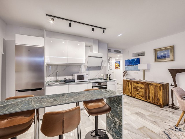 2 Bedrooms Apartment in Puerto Banús