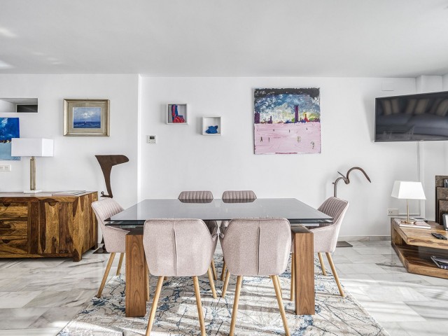 2 Bedrooms Apartment in Puerto Banús