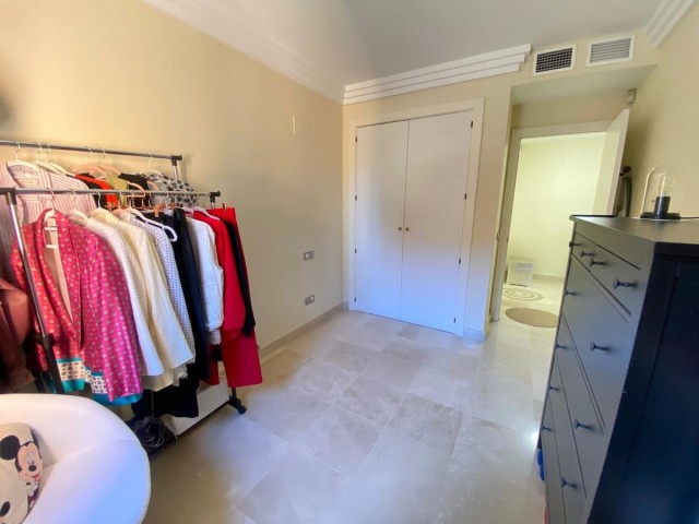 3 Bedrooms Apartment in Benahavís