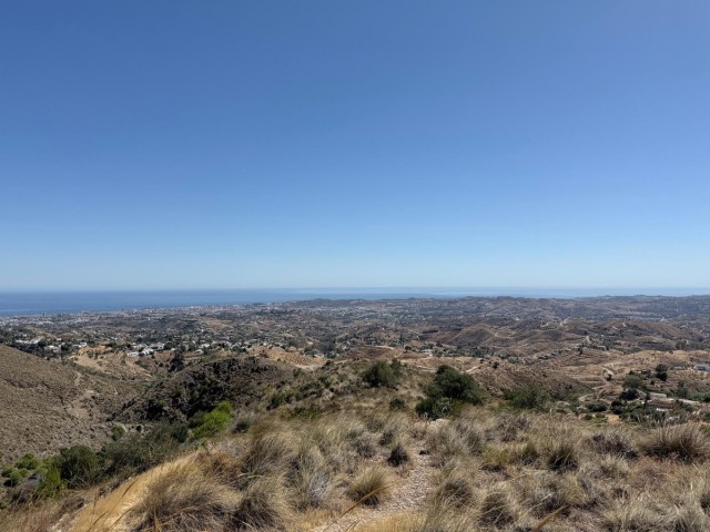  Plot in Mijas