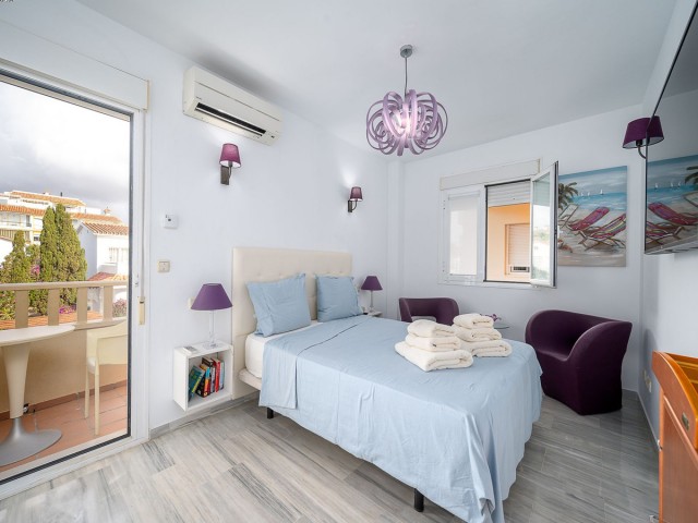 Apartamento con 2 Dormitorios  en La Cala de Mijas
