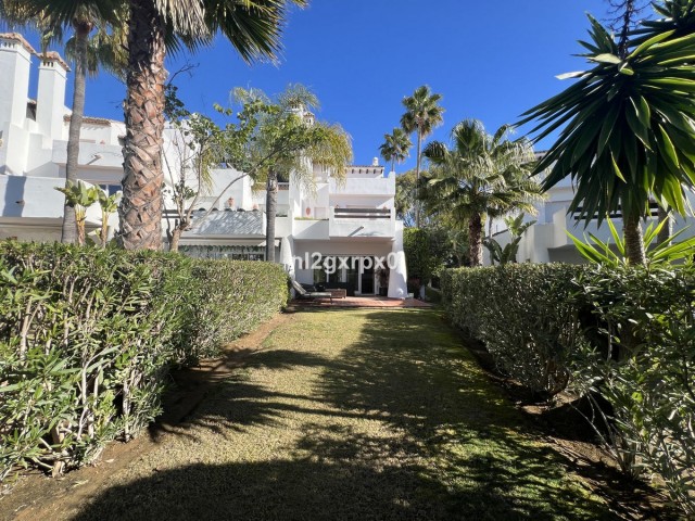 3 Bedrooms Villa in Costalita