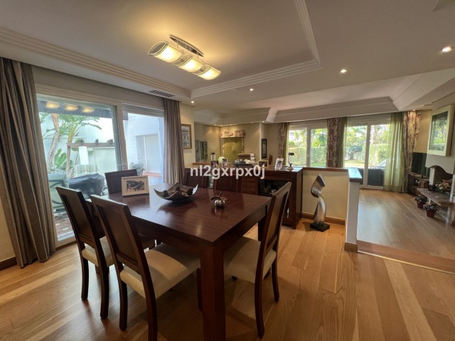 3 Bedrooms Villa in Costalita