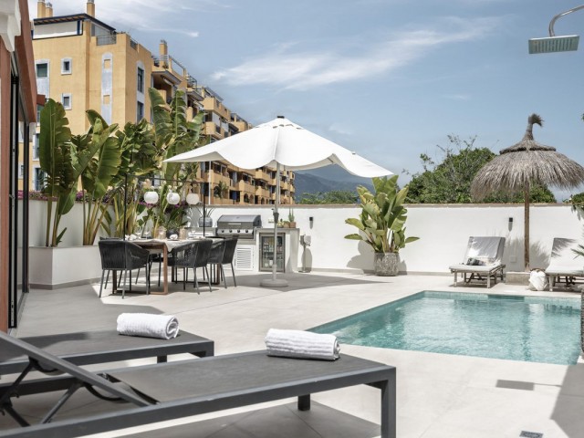 4 Bedrooms Villa in San Pedro de Alcántara