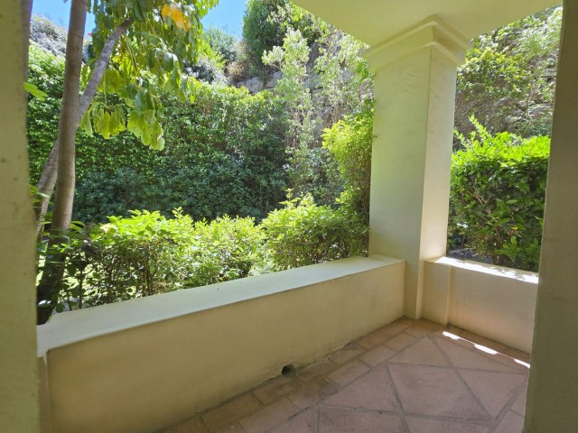 2 Makuuhuoneen Huoneisto Benahavís