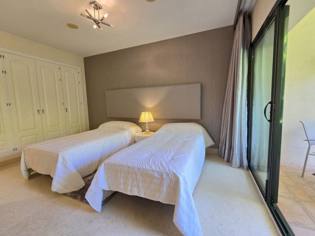 2 Makuuhuoneen Huoneisto Benahavís