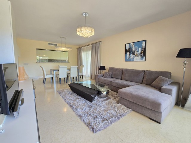 2 Bedrooms Apartment in Benahavís