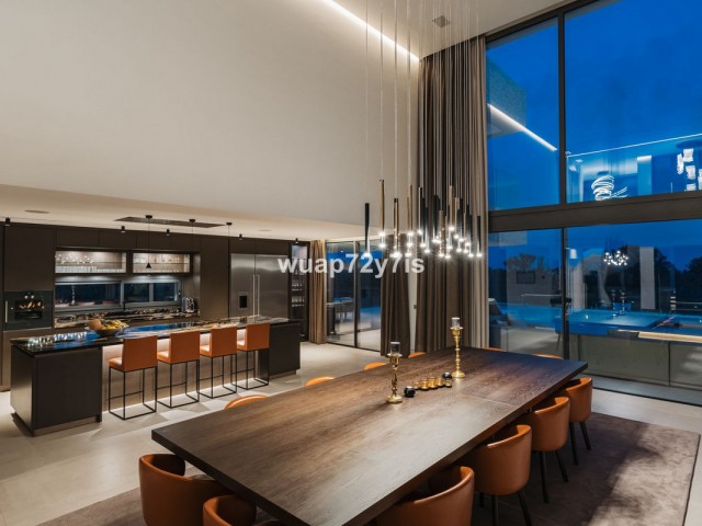 4 Makuuhuoneen Huvila Benahavís