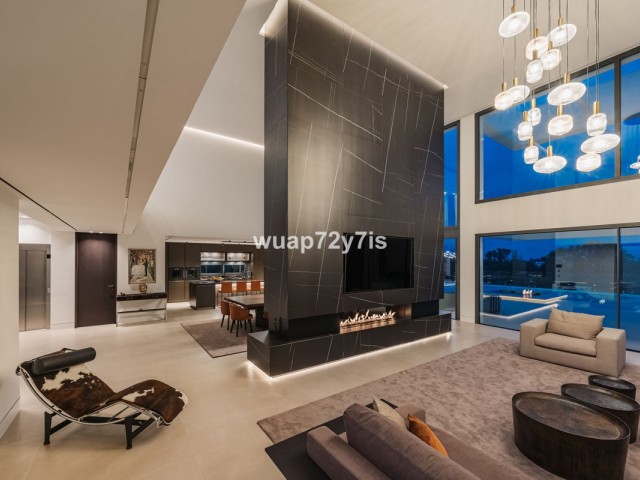 4 Makuuhuoneen Huvila Benahavís