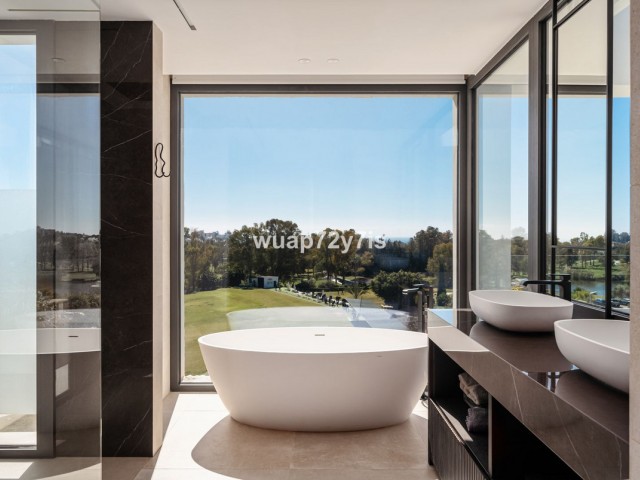 4 Makuuhuoneen Huvila Benahavís