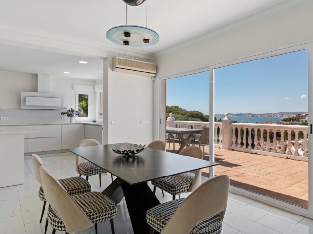 6 Soveroms Villa i Benalmadena