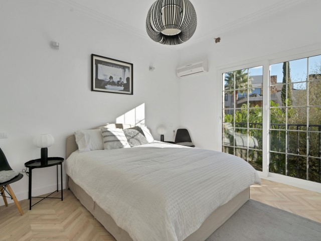 Maison mitoyenne avec 5 Chambres  à Marbella