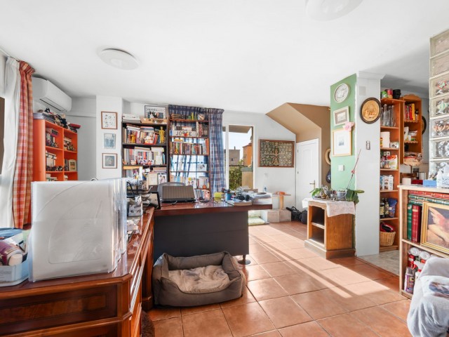 5 Bedrooms Apartment in Málaga