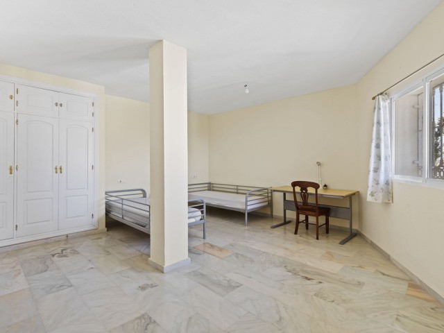 4 Bedrooms Apartment in Riviera del Sol