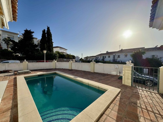 Villa Riviera del Sol - R5192248