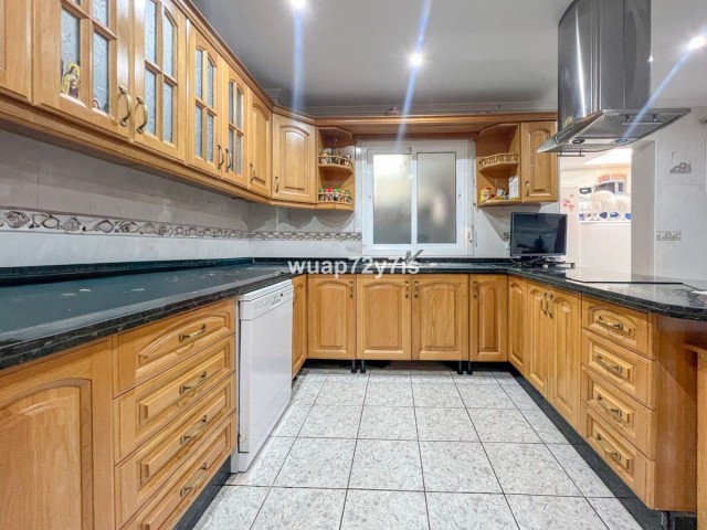 5 Soveroms Villa i Estepona