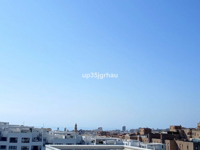 Penthouse avec 2 Chambres  à Estepona