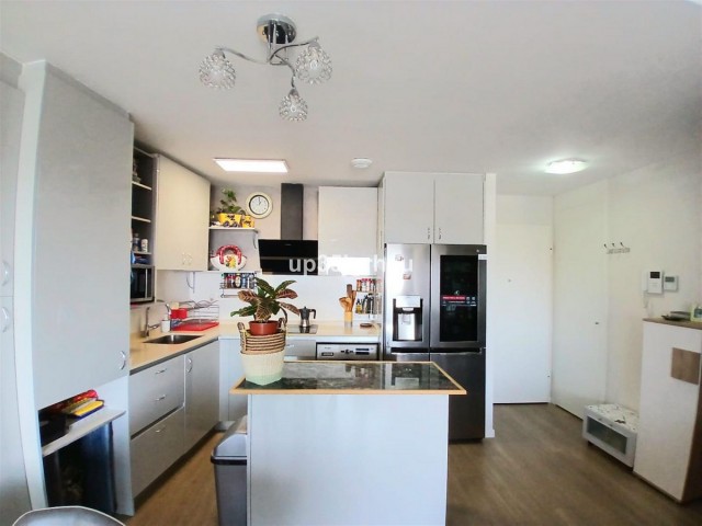 Penthouse avec 2 Chambres  à Estepona