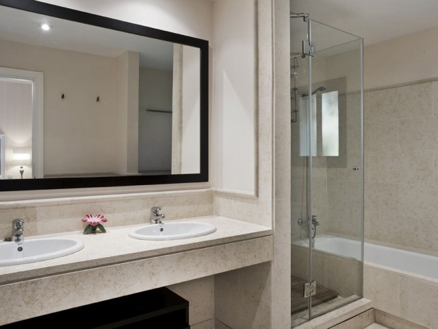 2 Soveroms Leilighet i Benahavís