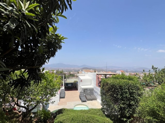 Adosado, Alhaurín el Grande, R5193619