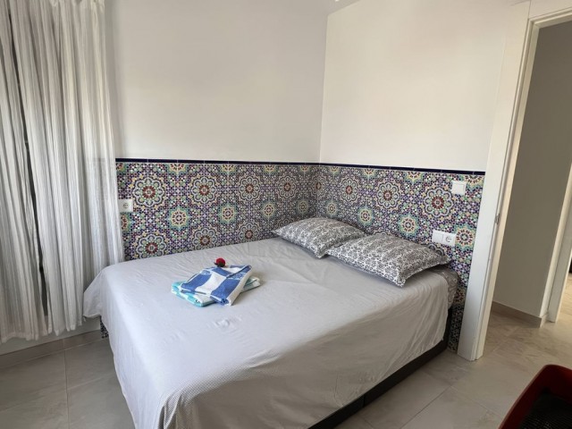 Maison mitoyenne avec 4 Chambres  à Alhaurín el Grande