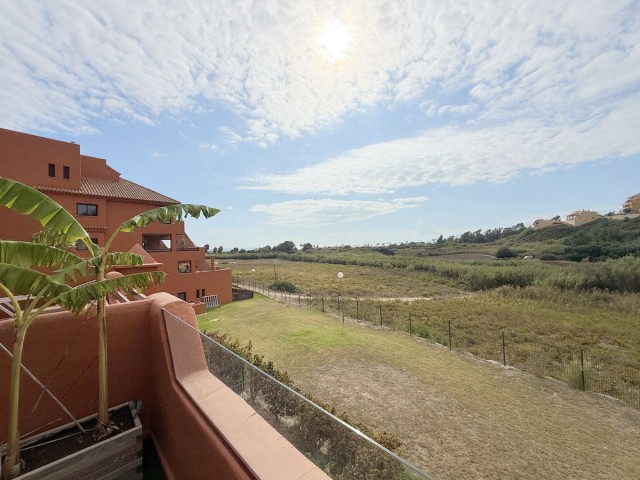 Apartment, La Duquesa, R5193667