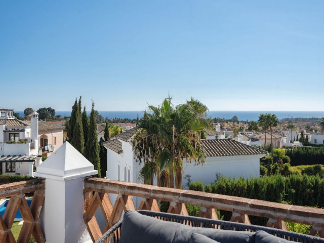 4 Soveroms Villa i Estepona