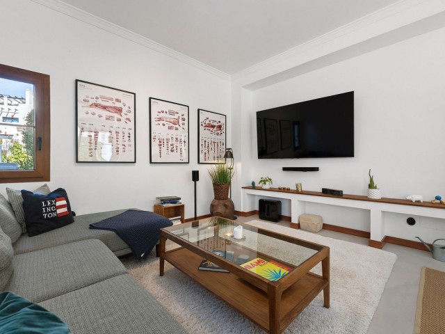 4 Soveroms Villa i Estepona