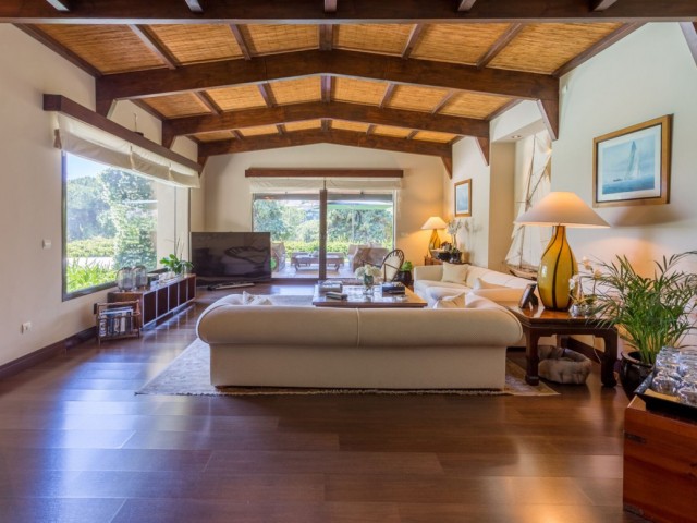 6 Slaapkamer Villa in Río Real