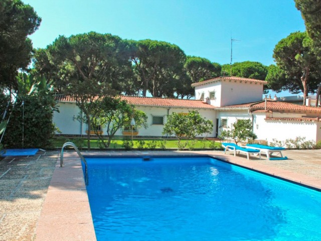 Villa, Elviria