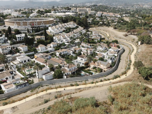 4 Bedrooms Villa in Nueva Andalucía