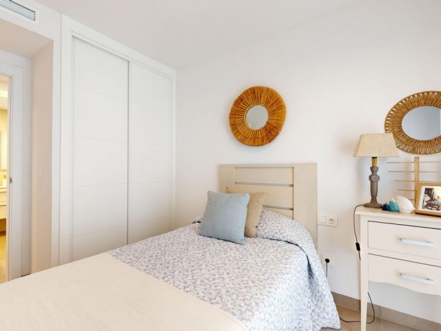 Apartamento con 3 Dormitorios  en Los Pacos