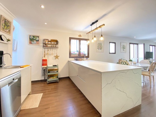 5 Slaapkamer Rijtjeshuis in Marbella