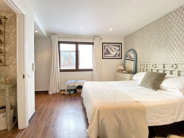 5 Slaapkamer Rijtjeshuis in Marbella