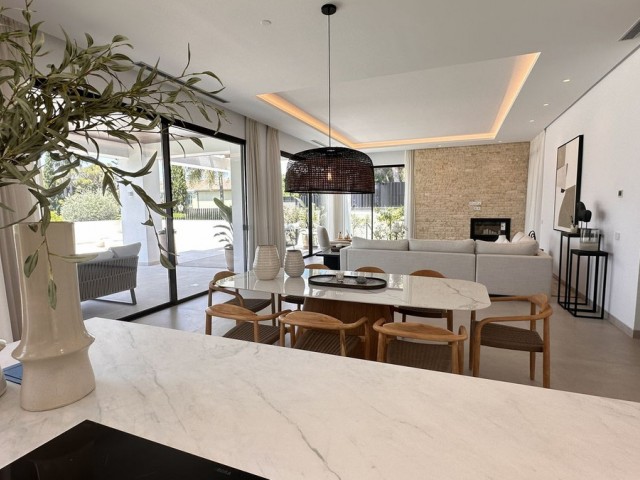 5 Soveroms Villa i Marbella