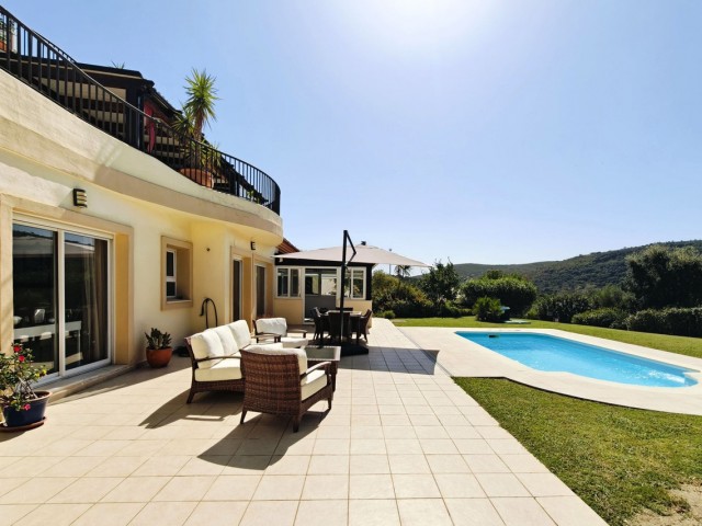 Appartement avec 3 Chambres  à San Roque Club